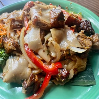 Pad Kee Maow Moo Krob